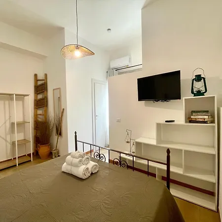 La Casa Di Nonna 招待所 3*